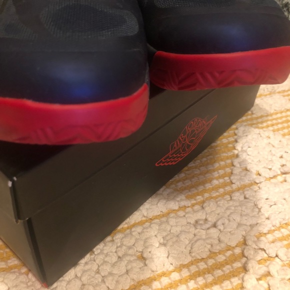 Men’s worn once Nike Sneaker.  11.5 - Picture 5 of 7